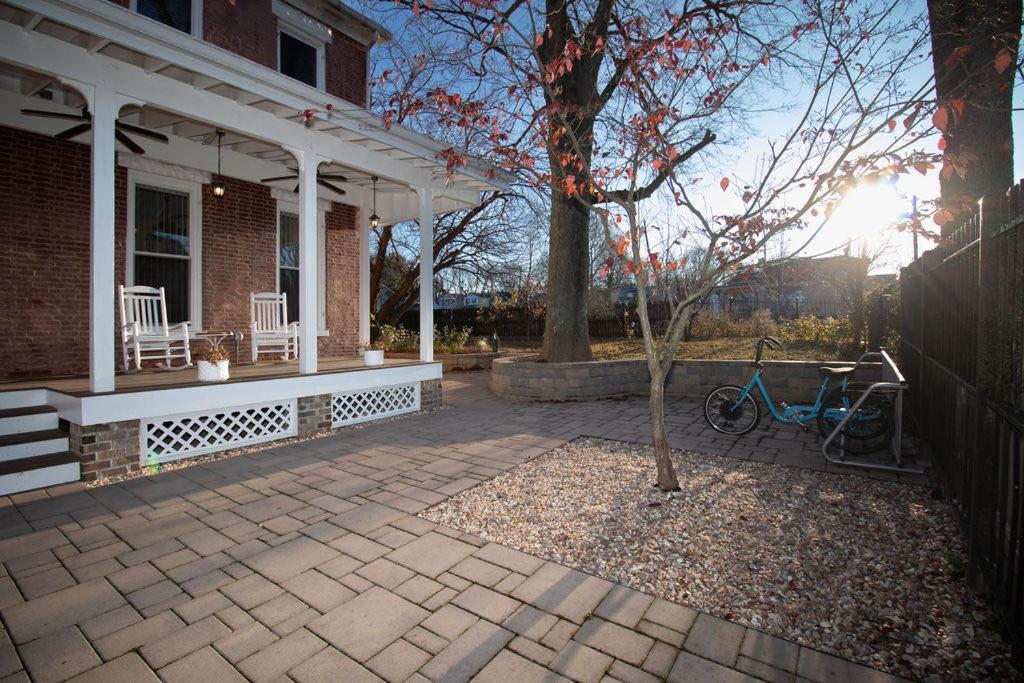 Quiet, Gated Oasis Near Downtown Lexington Appartement Buitenkant foto