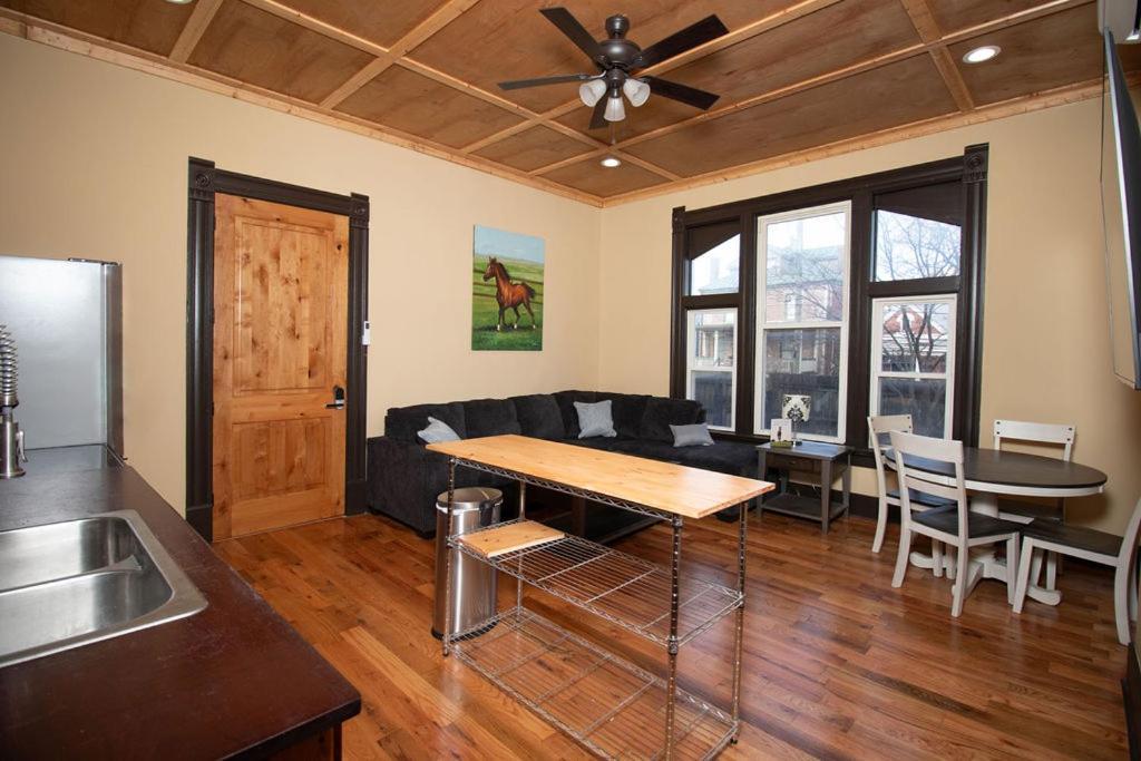 Quiet, Gated Oasis Near Downtown Lexington Appartement Buitenkant foto