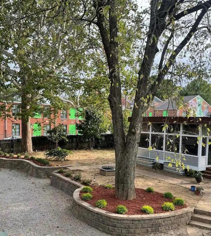 Quiet, Gated Oasis Near Downtown Lexington Appartement Buitenkant foto