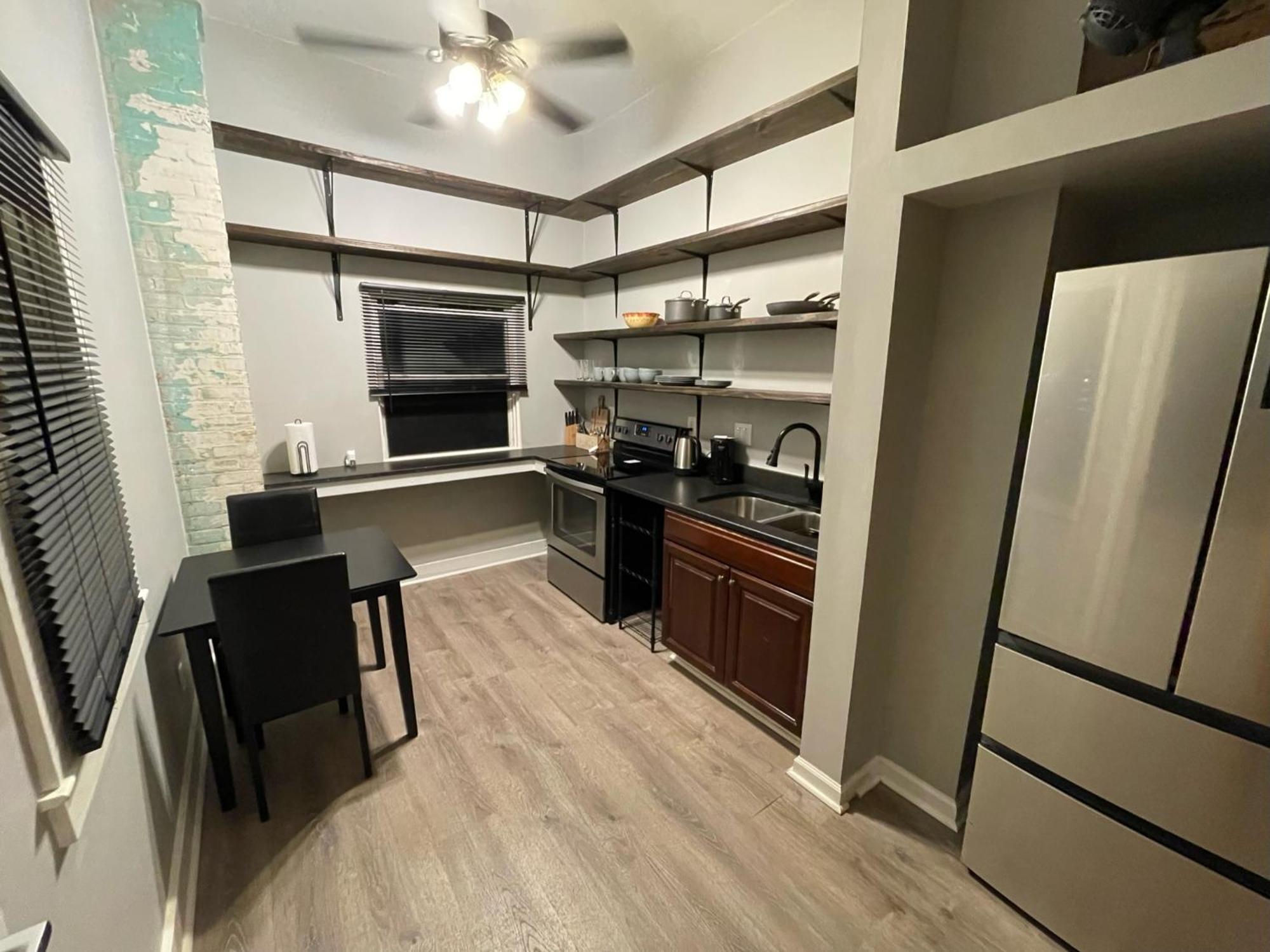 Quiet, Gated Oasis Near Downtown Lexington Appartement Buitenkant foto